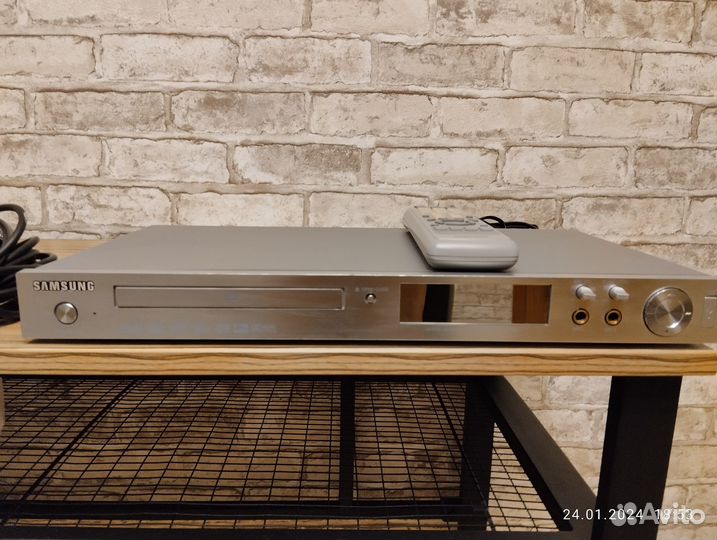 Проигрыватель samsung DVD-караоке DVD-К170