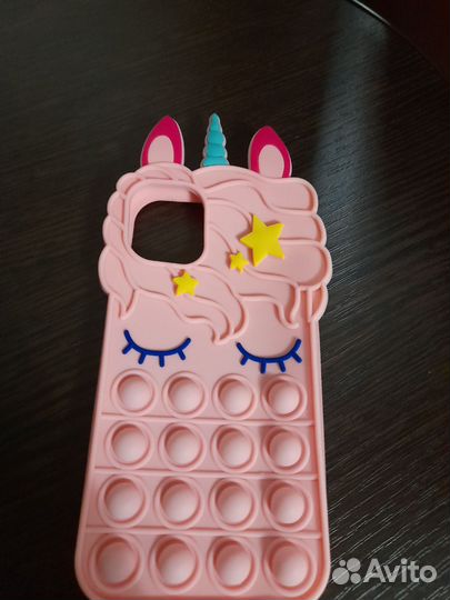 Чехол на iPhone