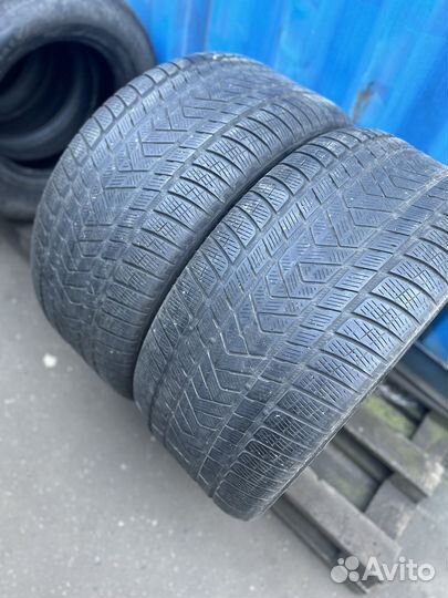 Pirelli Scorpion Winter 325/40 R22 114V