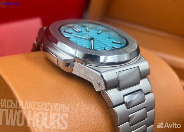 Часы Patek Philippe Nautilus Tiffany