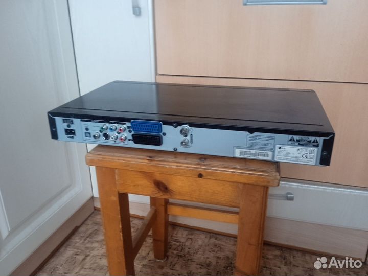 Пишущий DVD плейер LG