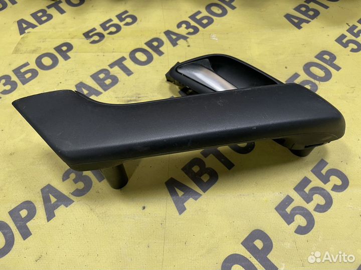 Ручка передняя левая внутренняя VW Polo