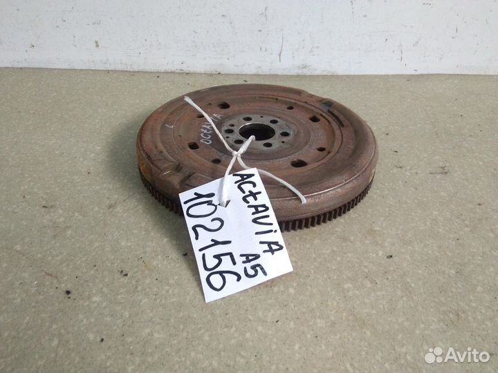 Маховик Skoda Octavia (A5 1Z) 2004-2013