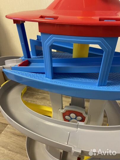 Башня/база щенячьего патруля с машинками