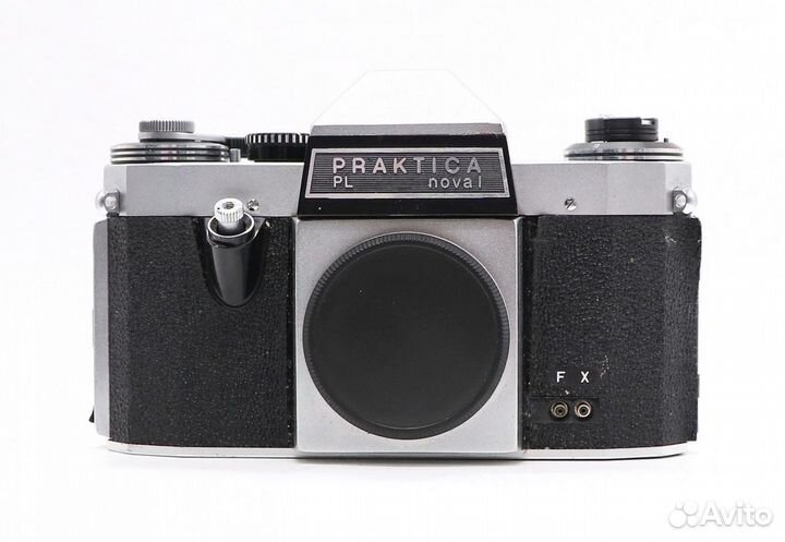 Praktica PL Nova l body (Germany, 1968)