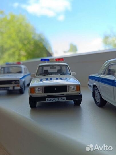 Машинки модельки