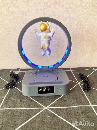 Ночник/ светильник Космонавт
