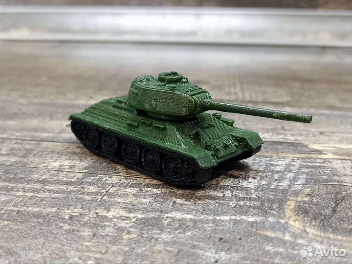 Танк Т-34-85 масштаб 1:100 (окрашен)