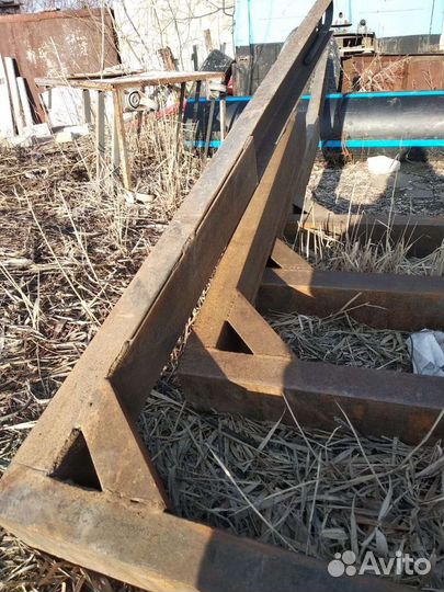 Стойки для перевозки труб