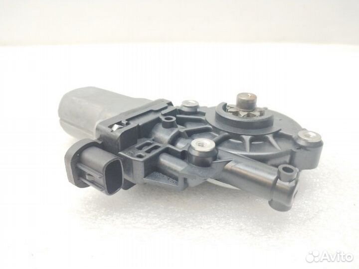 Моторчик стеклоподъемника передний левый