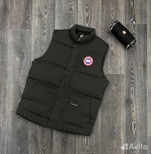 Жилет Canada Goose