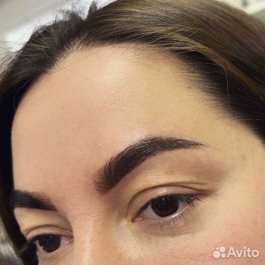 Коррекция и окрашивание бровей