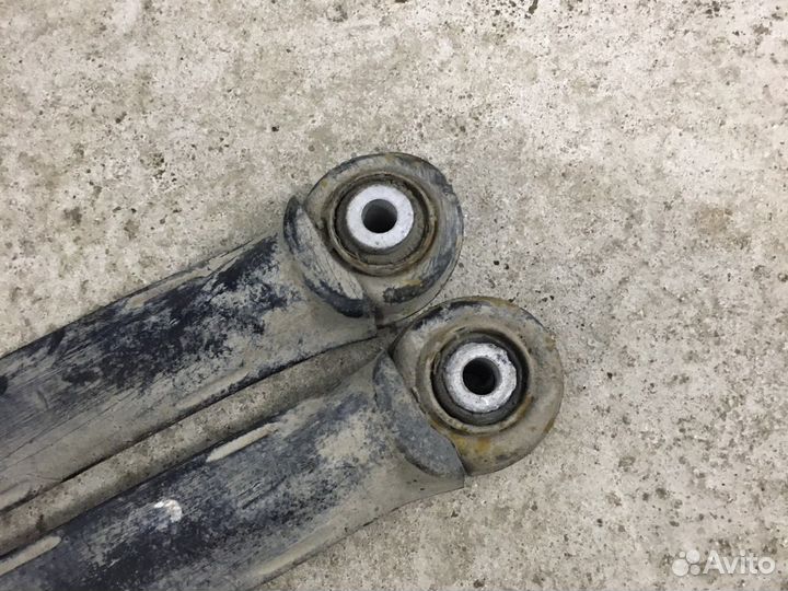 Рычаг задней подвески Mercedes W203 (3213)