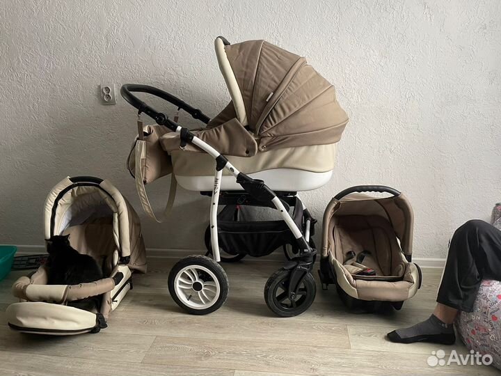 Коляска 3 в 1 Zippy Verdi