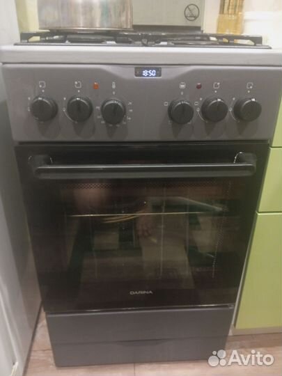 Газовая плита с электрической духовкой