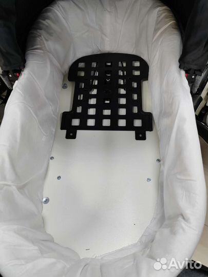 Коляска 3в1 Riko Basic Bella Lux