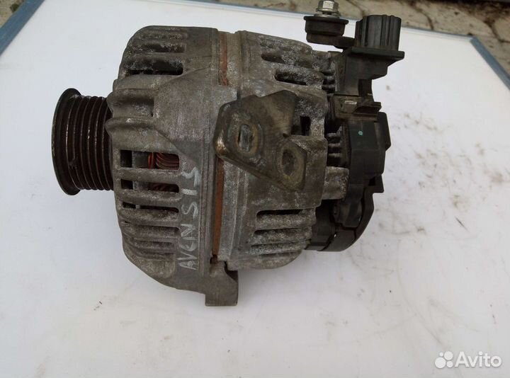 Toyota avensis генератор