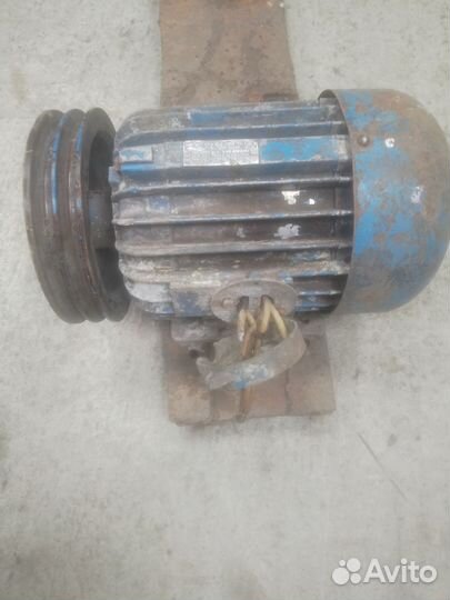 Электродвигатель 380,3кв