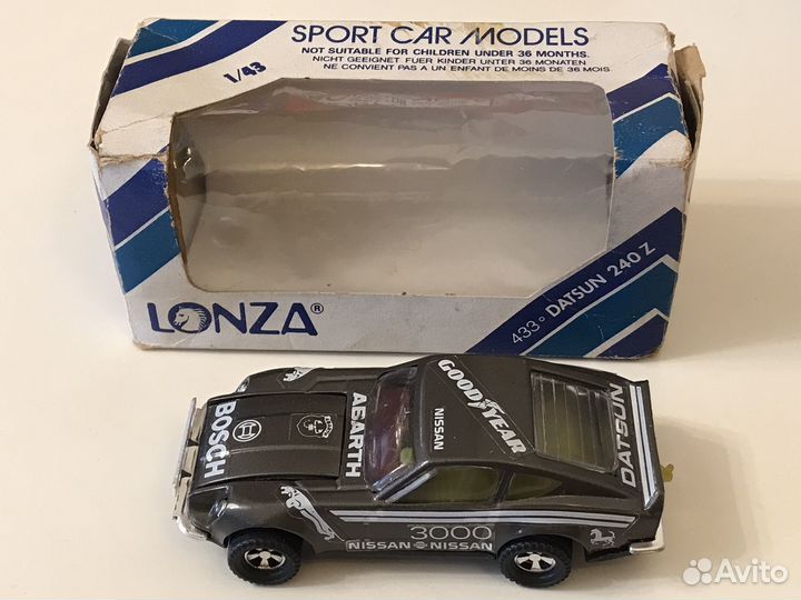 Модель Nissan Datsun 240 Z от Lonza