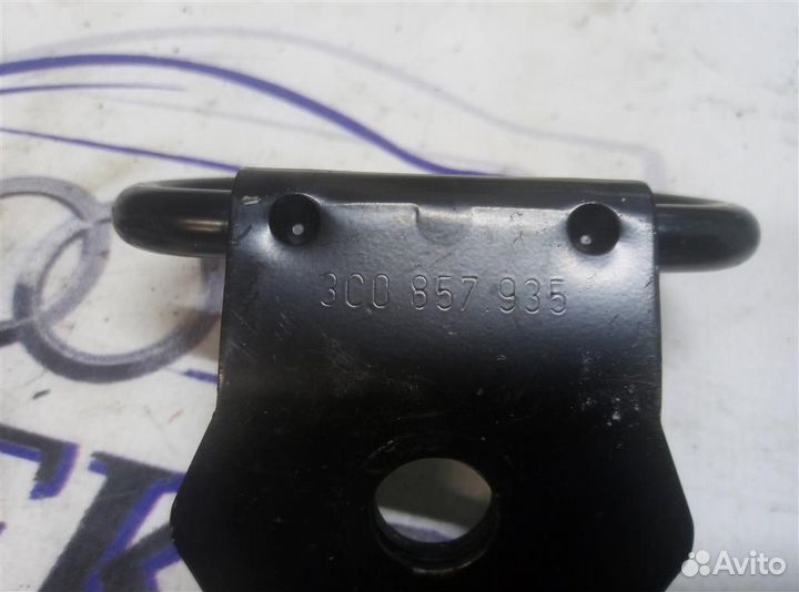 Кронштейн VW Passat (B7) 2011-2015