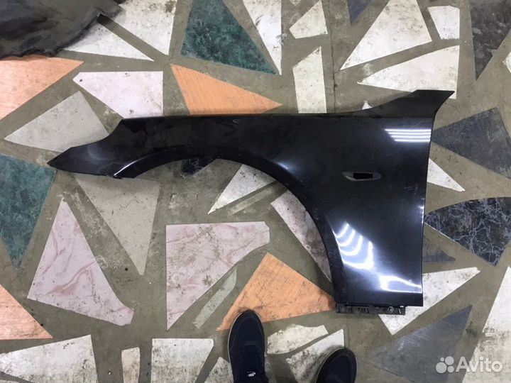 Крыло левое переднее BMW е60