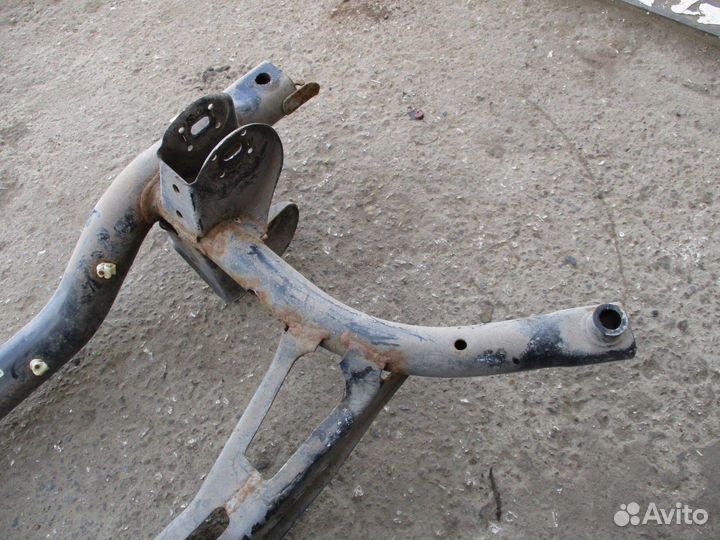 Балка задняя Skoda Yeti (5L)