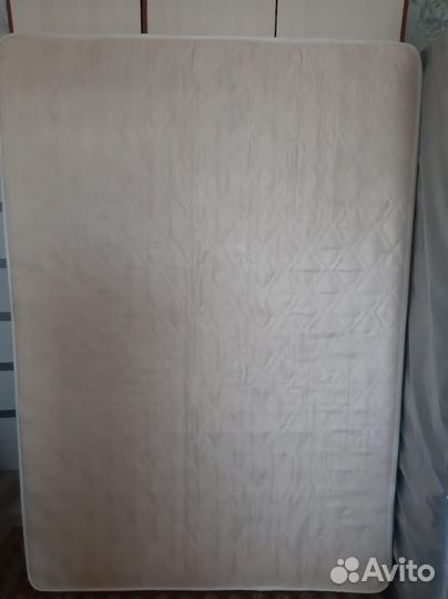 Матрас 140х200 бу