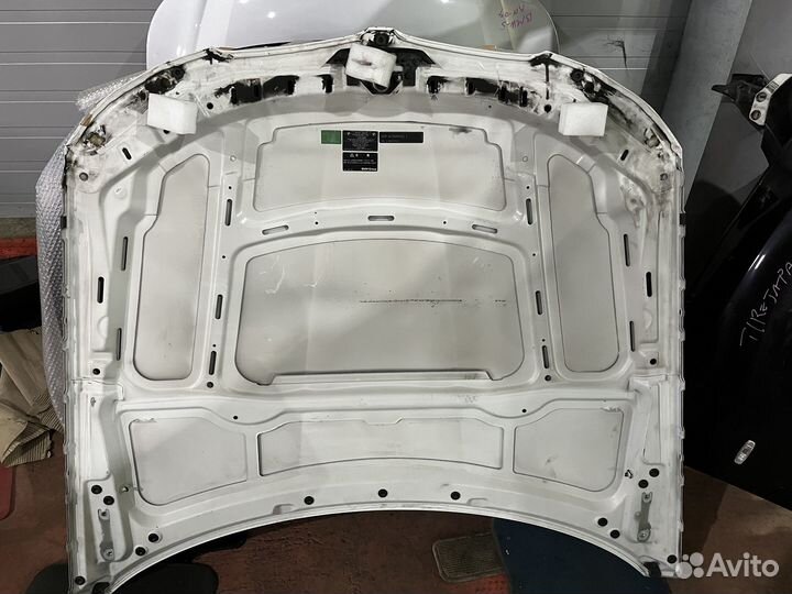 Капот BMW 3 E90 2005-2010