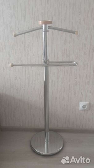 Вешалка напольная металлическая