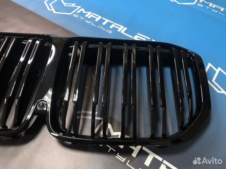 Решетка радиатора BMW X7 G07 M глянец