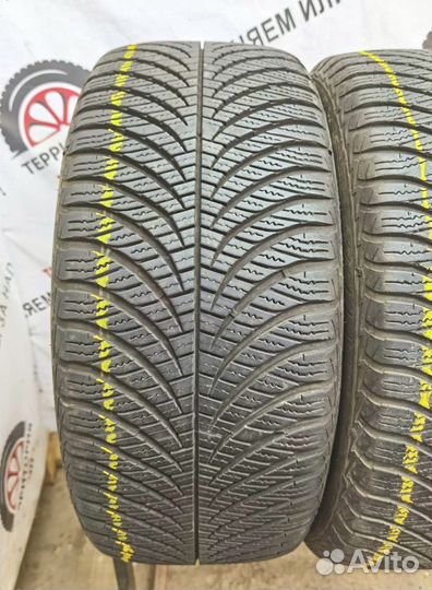 Goodyear Vector 4Seasons Gen-2 225/45 R17 94V