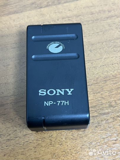 Зарядное устройство Sony AC-V16 и аккумулятор