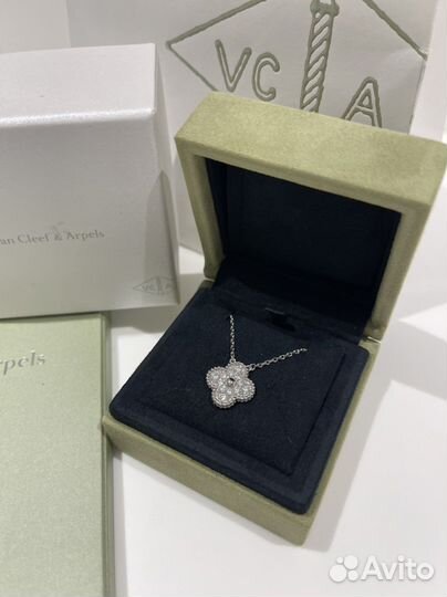 Колье VAN cleef
