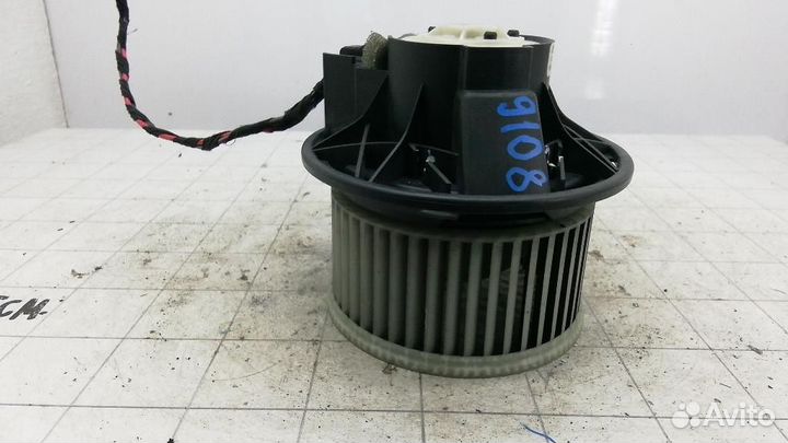 Моторчик печки Jeep Liberty