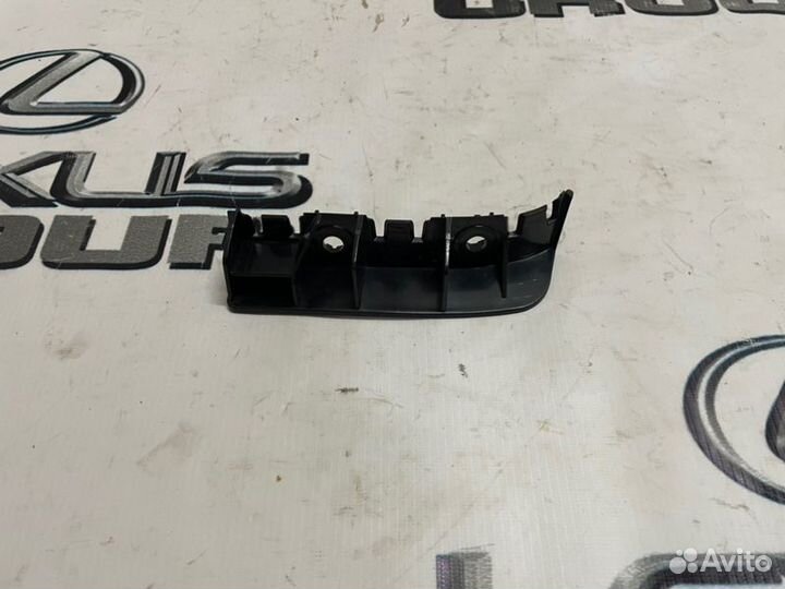 Кронштейн бампера прав. зад. Land Rover Range Rove