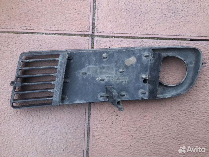 Решётка бампера Пассат Б5+