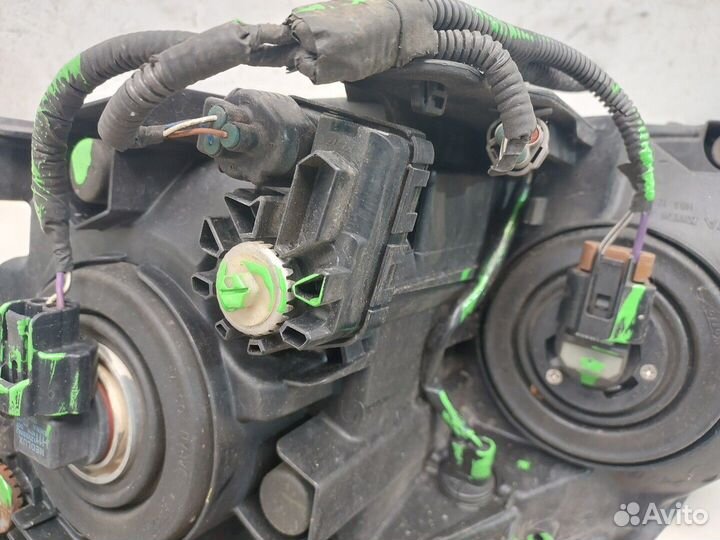 Фара (передняя) Toyota Prius 2009, 2009