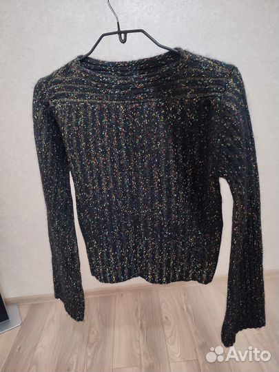 Свитер новый 44 разм