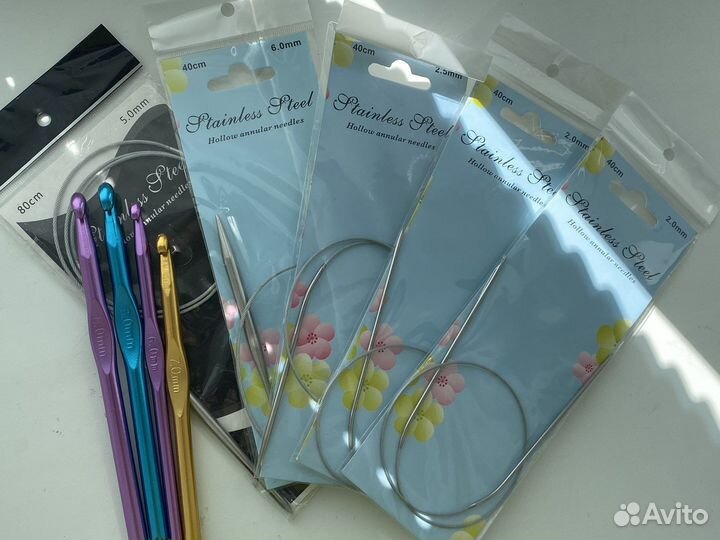 Спицы и крючки для вязания