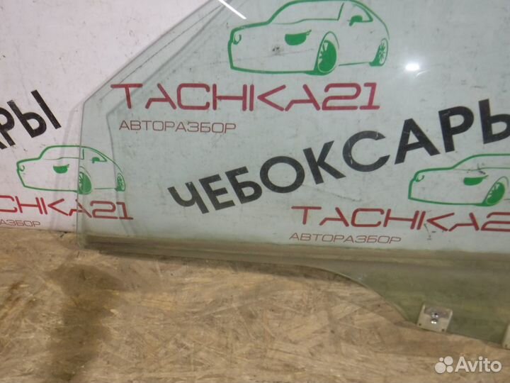 Стекло передней левой двери Mazda 3 BL (2008-2013)