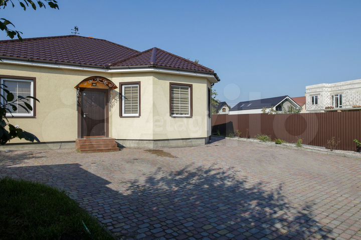 Дом 102,4 м² на участке 8 сот.