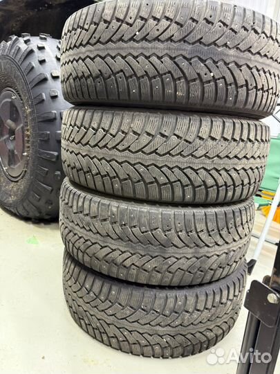 Pirelli Formula Ice 235/55 R18