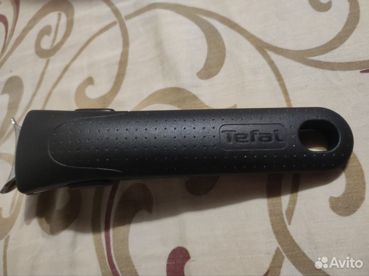 Съёмная ручка Tefal из набора Tefal Inginio