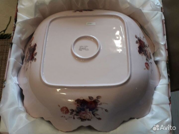 Блюдо фарфор 30 см Elan gallery