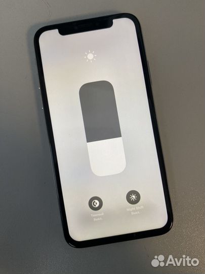 iPhone X, 64 ГБ