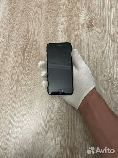 iPhone 7, 128 ГБ