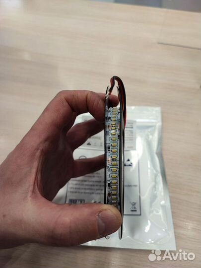 Светодиодная лента 24 Вт/м белый дневной