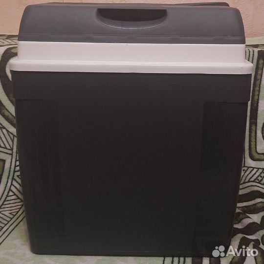 Продаю Автомобильный холодильник