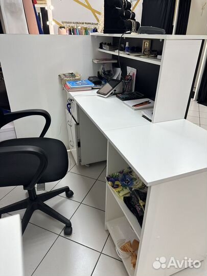 Стойка ресепшн бу