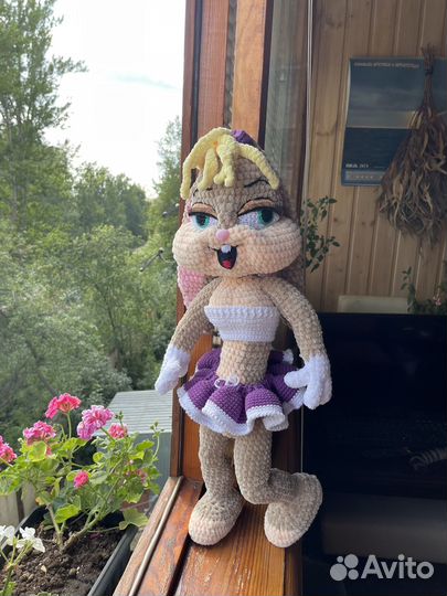 Вязанные игрушки зайка